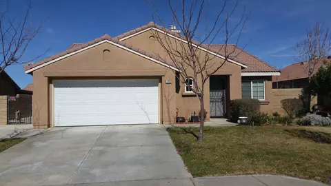 545 Cobb Rd, Lancaster, CA 93535 photo 1