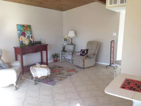 45548 5th St E, Lancaster, CA 93535 photo 3