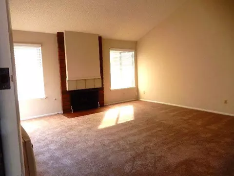 44639 11th St E, Lancaster, CA 93535 photo 3