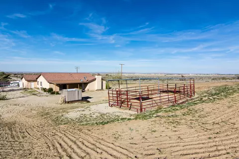 5650 Magda Ct, Palmdale, CA 93552 photo 20