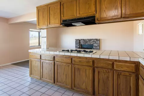 5650 Magda Ct, Palmdale, CA 93552 photo 12