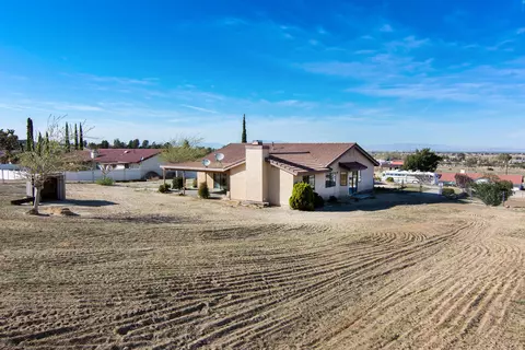 5650 Magda Ct, Palmdale, CA 93552 photo 19