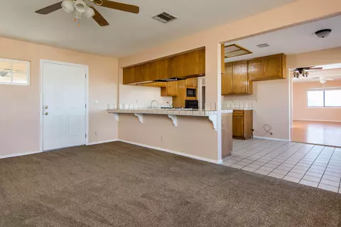 5650 Magda Ct, Palmdale, CA 93552 photo 10