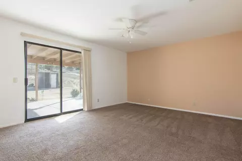 5650 Magda Ct, Palmdale, CA 93552 photo 15