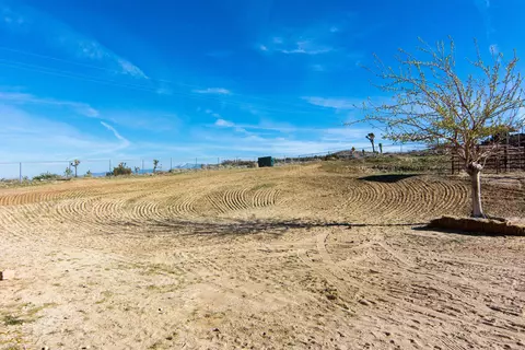 5650 Magda Ct, Palmdale, CA 93552 photo 22