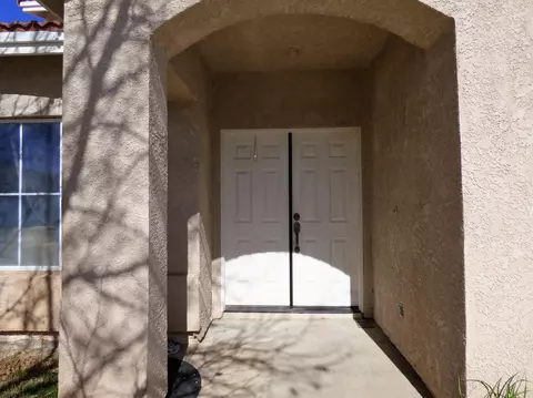 2811 Huston Pl, Lancaster, CA 93536 photo 3