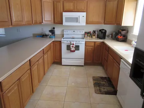 28040 Seabiscuit Way, Tehachapi, CA 93561 photo 7