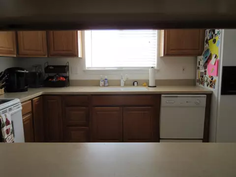 28040 Seabiscuit Way, Tehachapi, CA 93561 photo 8