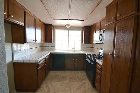 37724 45th St E, Palmdale, CA 93552 photo 7