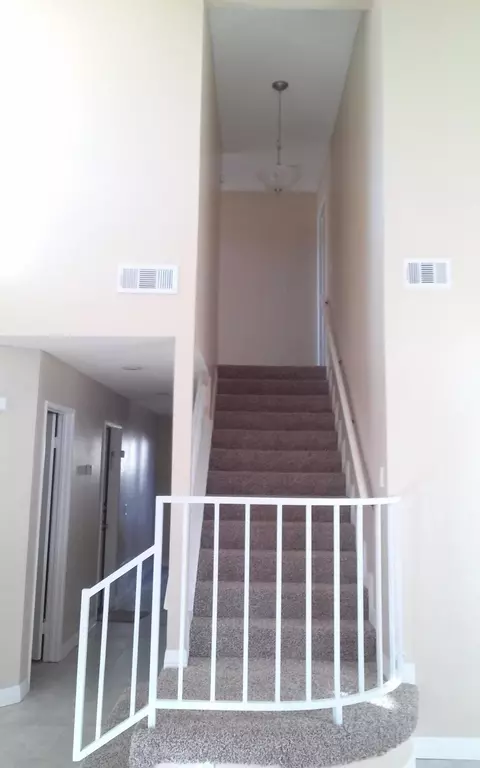 43402 Alep St, Lancaster, CA 93536 photo 3