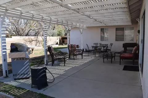 3309 Redbud Ln, Palmdale, CA 93551 photo 9