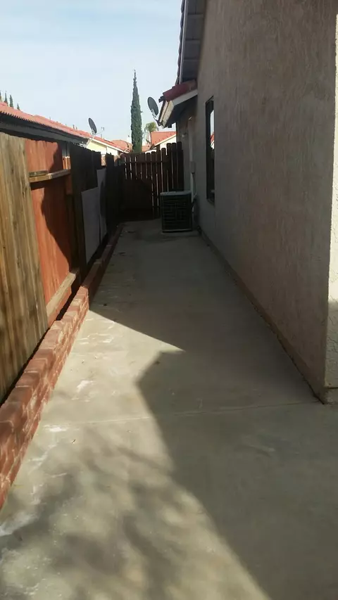 37017 Dawson, Palmdale, CA 93550 photo 18
