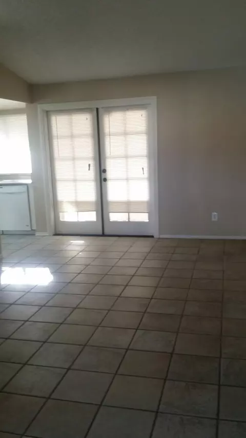 37017 Dawson, Palmdale, CA 93550 photo 5