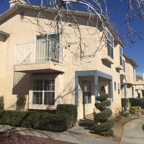 43629 Park Ave, Lancaster, CA 93534 photo 1