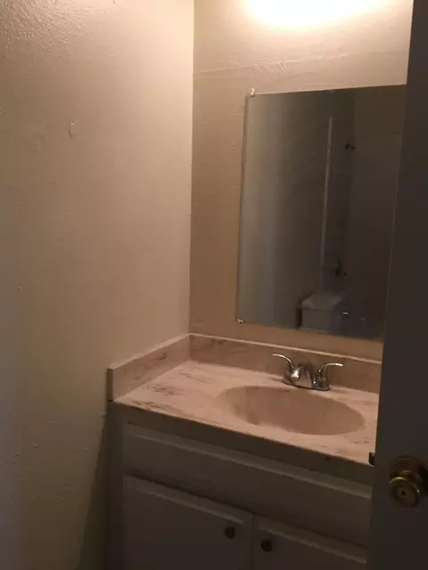38459 4th St E, Palmdale, CA 93550 photo 12