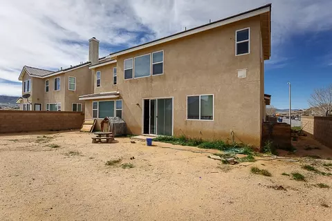 43116 Hampton St, Lancaster, CA 93536 photo 21