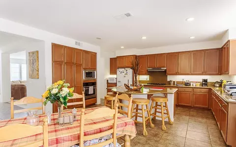 43116 Hampton St, Lancaster, CA 93536 photo 7