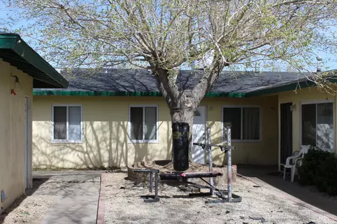 44040 Division St, Lancaster, CA 93535 photo 1