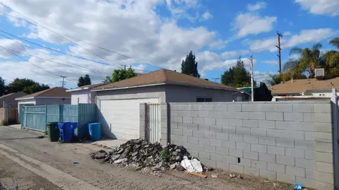 19416 Vanowen St, Reseda, CA 91335 photo 35