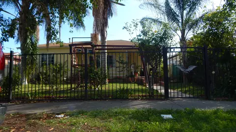 19416 Vanowen St, Reseda, CA 91335 photo 3