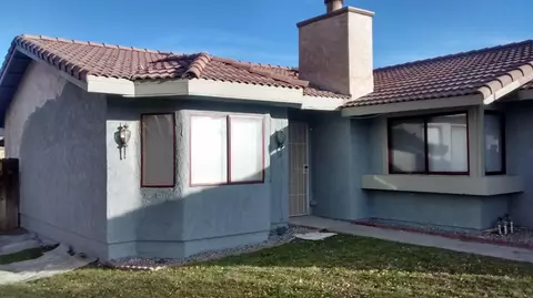 43666 27th St E, Lancaster, CA 93535 photo 1