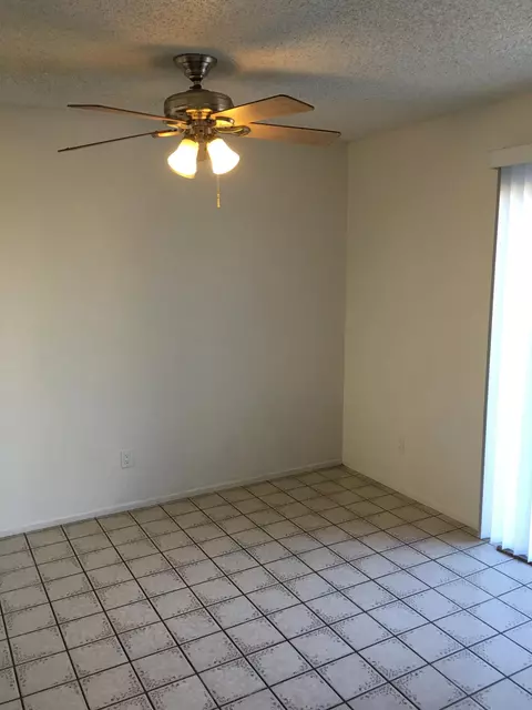 529 Ivesbrook St E, Lancaster, CA 93535 photo 10