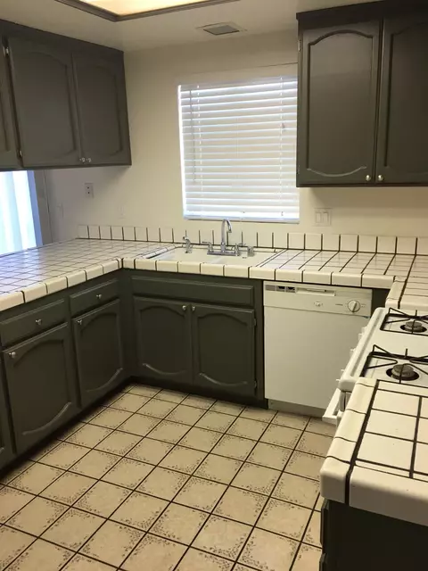529 Ivesbrook St E, Lancaster, CA 93535 photo 13