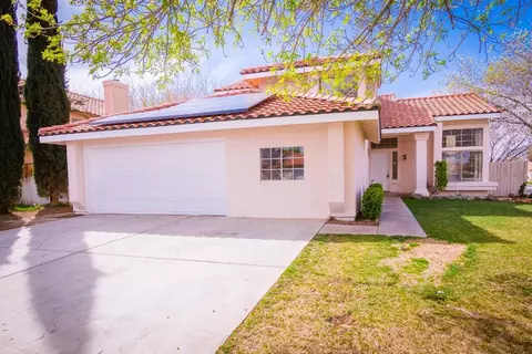 43751 Rodin Ave, Lancaster, CA 93535 photo 2