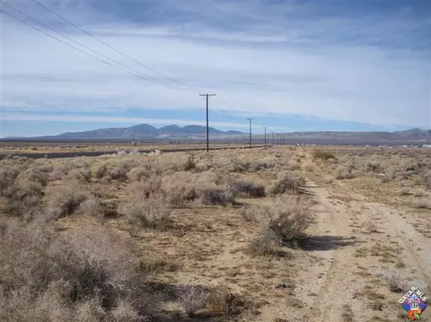 0 Old 58 Hwy, Mojave, CA 93501 photo 2