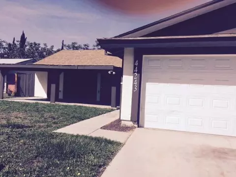 44243 Gingham Ave, Lancaster, CA 93535 photo 2