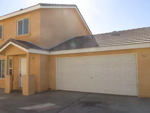 205 Kettering St W, Lancaster, CA 93534 photo 3
