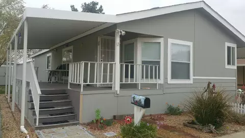 45465 25th St E # 29, Lancaster, CA 93535 photo 2