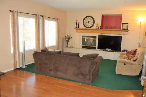 44241 Casa Nova Dr, Lancaster, CA 93536 photo 8
