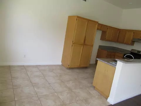 37535 56th St E, Palmdale, CA 93552 photo 6