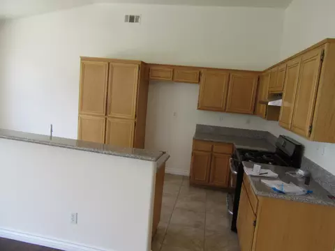 37535 56th St E, Palmdale, CA 93552 photo 5