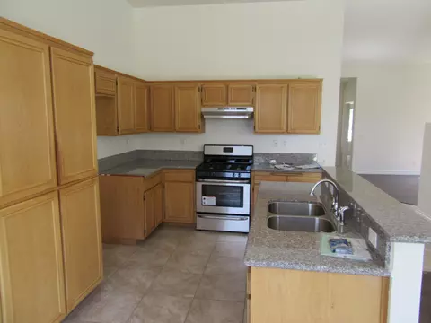 37535 56th St E, Palmdale, CA 93552 photo 8