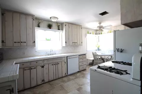 44860 12th St W, Lancaster, CA 93534 photo 7