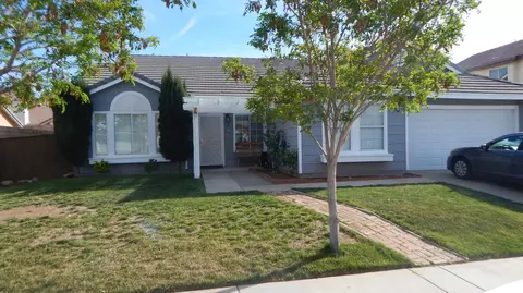 3552 Cosmos Ct, Palmdale, CA 93550 photo 2