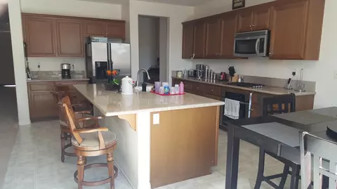 37889 Old Adobe Ct, Palmdale, CA 93552 photo 3