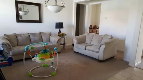 37889 Old Adobe Ct, Palmdale, CA 93552 photo 2