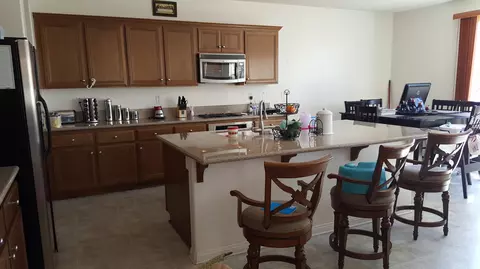 37889 Old Adobe Ct, Palmdale, CA 93552 photo 4