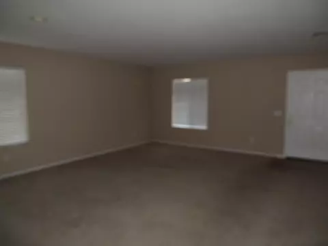 6300 Jasper Ct, Lancaster, CA 93536 photo 5