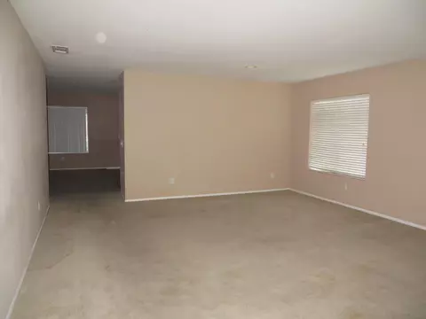 6300 Jasper Ct, Lancaster, CA 93536 photo 4