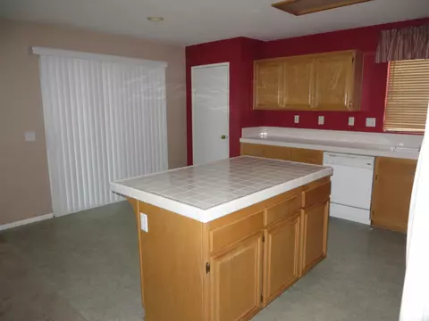 6300 Jasper Ct, Lancaster, CA 93536 photo 6