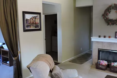 44123 Green Tree Ct, Lancaster, CA 93535 photo 7