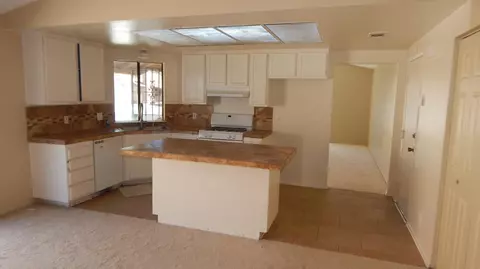 3613 Casamia Ave, Palmdale, CA 93550 photo 9