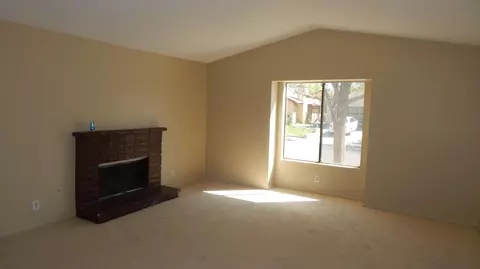 3613 Casamia Ave, Palmdale, CA 93550 photo 6