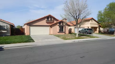 3613 Casamia Ave, Palmdale, CA 93550 photo 1