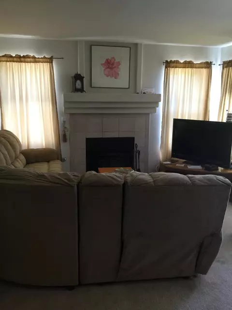 1722 Mesa Dr, Lancaster, CA 93535 photo 12