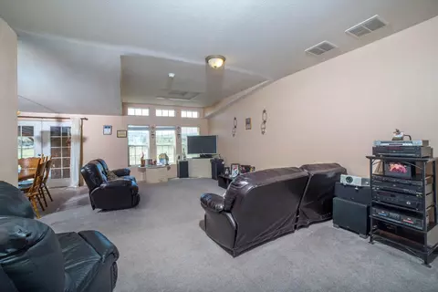 5920 Avenue T2 E, Palmdale, CA 93552 photo 12